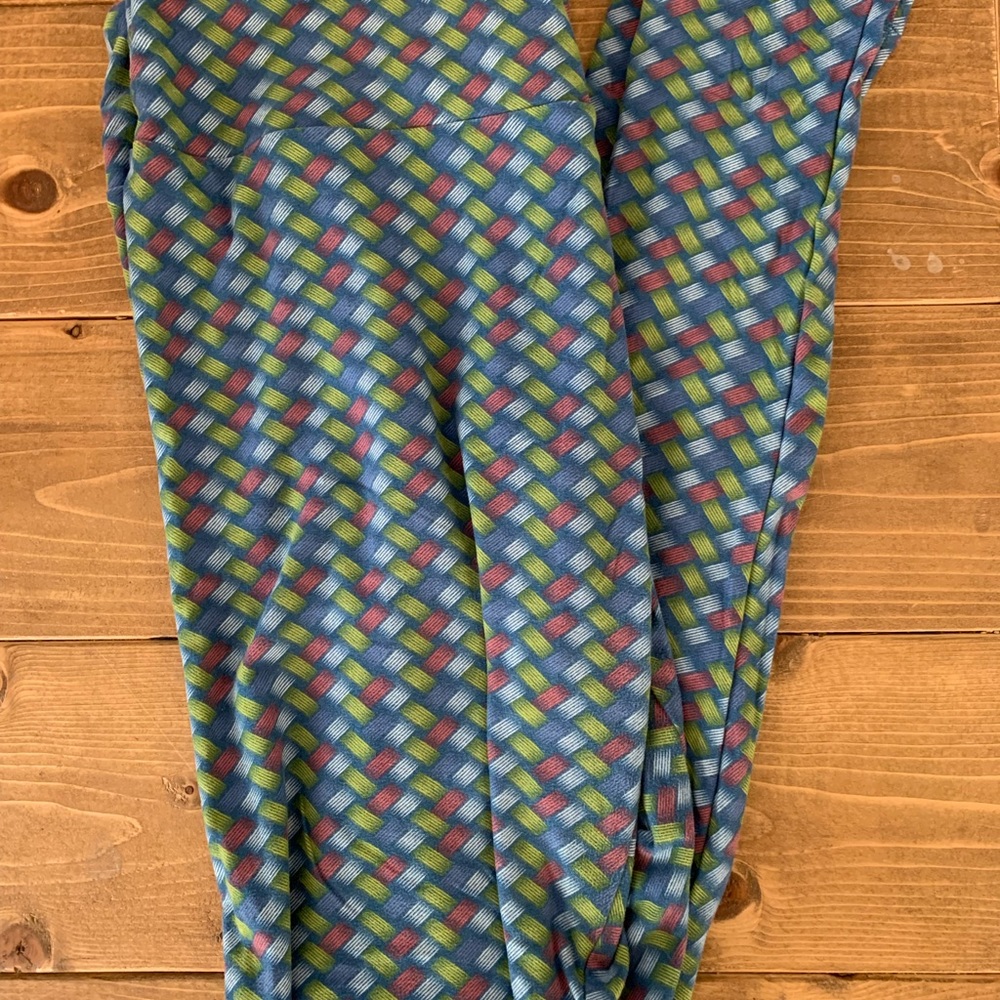 Lularoe Tall and Curvy Leggings